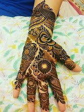 Mona Mehandi Artist