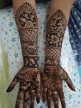 Suraj Mehndi Artist