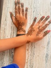 Drashti Patel mehndi artist