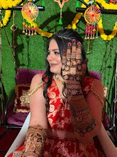 Naisargi Mehndi Artist
