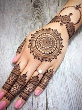Saranya mehandi art & boutique