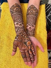 Best mehndi artist nearby