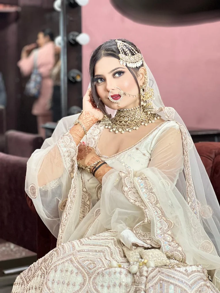 Gurleen Makeovers