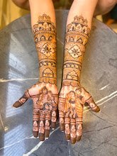Tulsi sisodiya mehendi artist