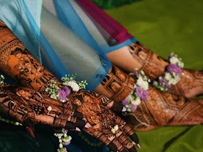 Honeys_mehndi_nails_bharuch