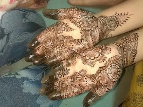 Tannu Mehndi Designer